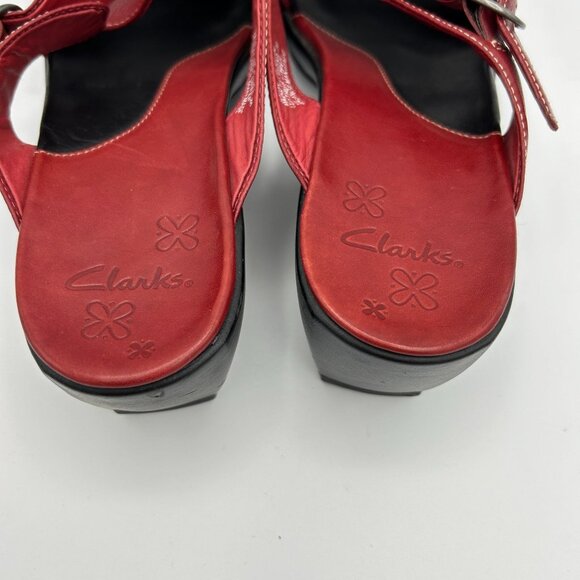 Clarks Womens Red Leather Strappy Sandals With Black Sole Size 9M - Picture 5 of 8